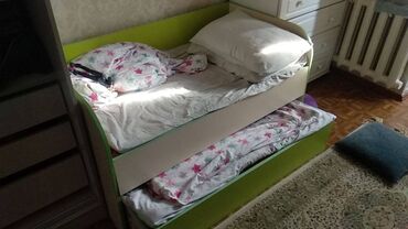 детская кроватки: Двухъярусная кровать, Для девочки, Для мальчика, Б/у