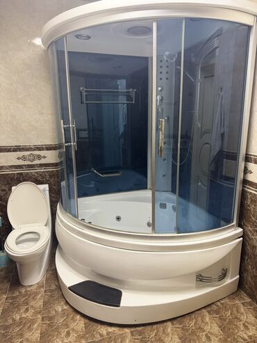 Duş başlıqları: Iwlek yaxwi veziyyetdedir qiymet son 450m. wp nomre 0558391409