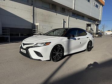 Toyota: Toyota Camry: 2017 г., 2.5 л, Автомат, Бензин, Седан — 2