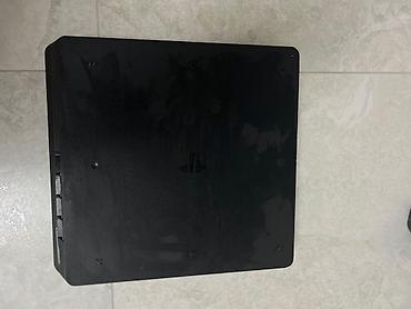 q макс: Игровая приставка Sony PlayStation 4 Slim в черном цвете. Компактная — 3