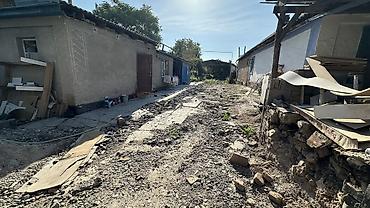 Продажа коттеджей и домов: Продаю дом 6 комнат Навес большой Газ Канализация центральная Вода — 11