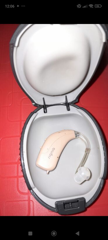 Yerimək üçün arabalar, çəliklər, əsalar, rollatorlar: Məhsul: Signia qulaqciq tipli eşitmə aparatı (BTE) Xüsusiyyətlər: -