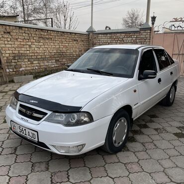 Daewoo: Daewoo Nexia: 2012 г., 1.6 л, Механика, Бензин, Седан