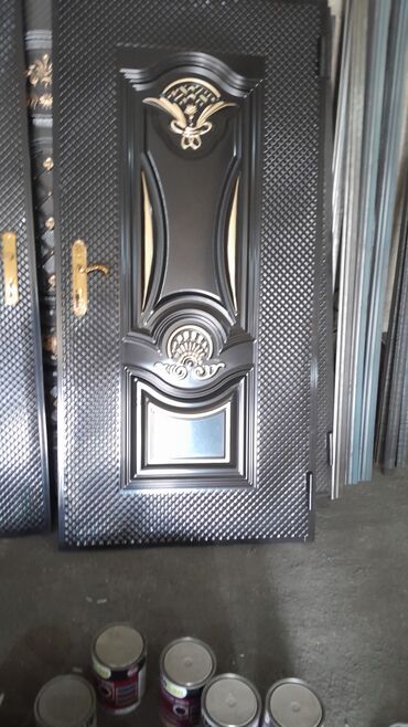 Giriş qapıları: Yeni Giriş qapısı Zamok və çərçivə ilə, Zəmanətli, Ödənişli quraşdırma, Ödənişli çatdırılma, Rayonlara çatdırılma — 15