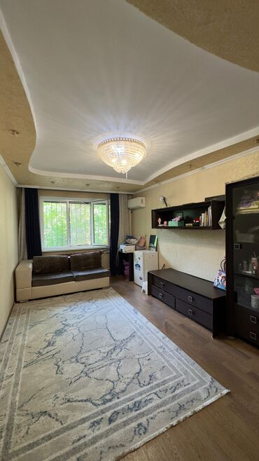 Продажа домов: 3 комнаты, 58 м², 104 серия, 1 этаж, Косметический ремонт
