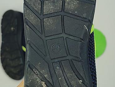 dresy skate: Buty sportowe 31, Używany — 4
