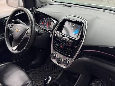 Chevrolet: Chevrolet Spark: 2015 г., 1 л, Вариатор, Бензин, Хэтчбэк — 11