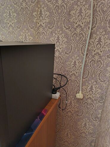 Masaüstü kompüterlər və iş stansiyaları: Fujitsu stolüstü kompüter seti Tərkib: - Fujitsu mid-tower sistem — 5