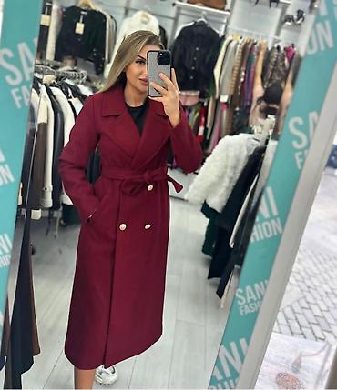 Kaputi: Kaput 
60% polyster. 40% viscose
 36.38.40.42. 
Cena 5900 din — 6