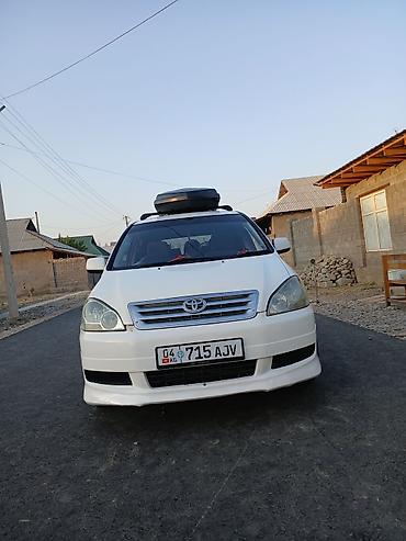 terrano 2: Toyota Ipsum: 2002 г., 2.4 л, Автомат, Бензин, Минивэн — 2
