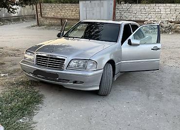 mos: Mercedes-Benz C-Class: 2.2 l | 1994 il Sedan — 1