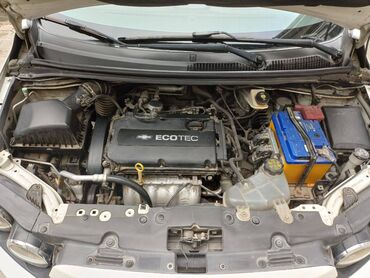 Chevrolet: Chevrolet Aveo: 1.6 l | 2012 il 169184 km Sedan — 9