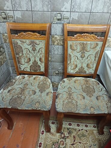 Masa və oturacaq dəstləri: Qonaq otağı üçün, İşlənmiş, Açılmayan, Kvadrat masa, 6 stul