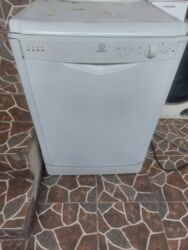 Микроволновки: Посудомойка Indesit, Полногабаритная (60 см), Отдельностоящая, Б/у