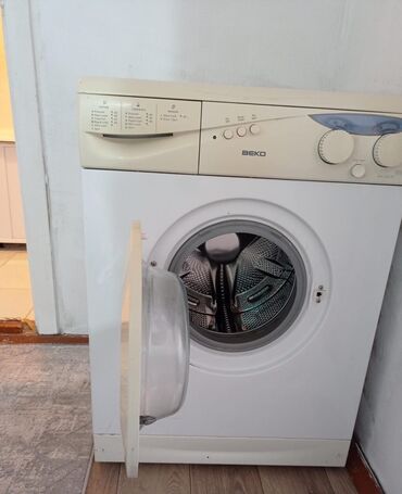 оборудование холодильник: Стиральная машина Beko, Б/у, Автомат, До 5 кг
