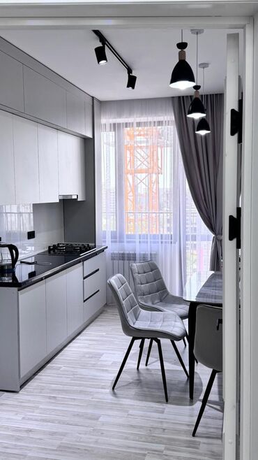 1 2 комнатная квартира: 2 комнаты, 73 м², Элитка, 8 этаж, Дизайнерский ремонт