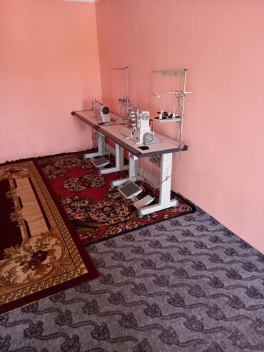 Tikiş maşınları: Peşəkar tikiş avadanlıqları komplekti Tərkib: - DİT (DOIT) sənaye düz — 10