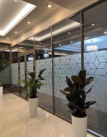 Другие строительные материалы: ТОНИРОВКА ОКОН всех видов 🏠 🔹 Профессиональная тонировка офисных и — 11