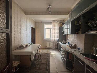 вторичное жилье: 3 комнаты, 75 м², Элитка, 4 этаж, Евроремонт