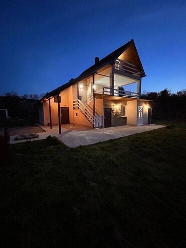 jeftine kuce zemun polje: 127 sq. m, 4 bedroom