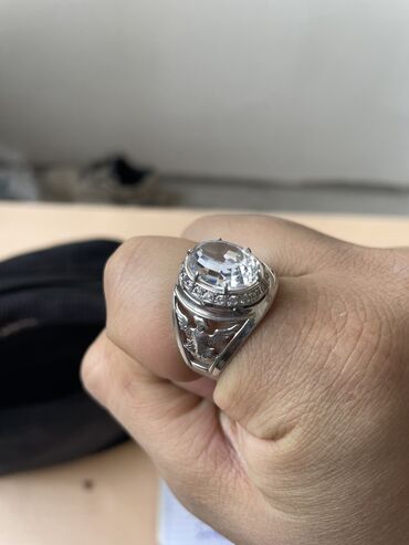 кольцо мужская: Кольцо мужское 
серебро 
размер : 23