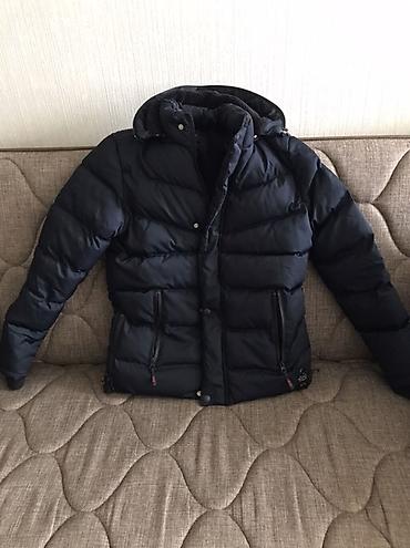 kisi godekce: Armani Exchange (A|X) kişilər üçün şişmə qış gödəkçəsi - Rəng: Qaralı — 3