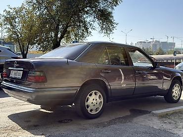 cl class: Mercedes-Benz W124: 1993 г., 2.2 л, Механика, Бензин, Седан — 6