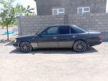 Mercedes-Benz: Mercedes-Benz W124: 1992 г., 2.3 л, Механика, Газ, Седан — 11