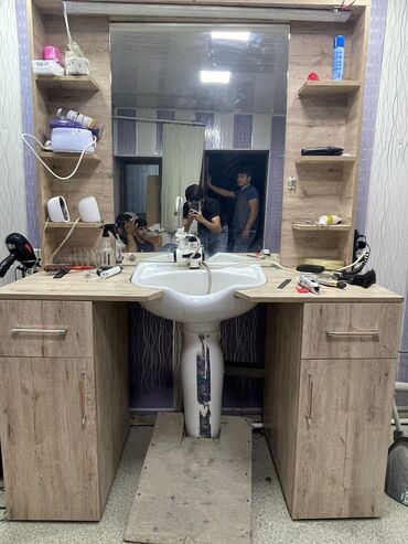 salon stolları: Salon mebeli satilir 300azn . Unvan qaradag ray m 4655 nigaz