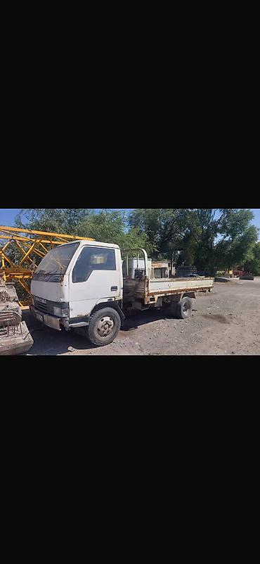 краски на авто: Mitsubishi Canter: 1992 г., Механика, Дизель — 1