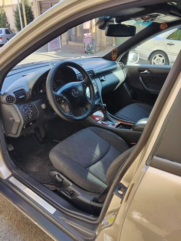 Mercedes-Benz: Mercedes-Benz C 200: 2 l | 2000 il Sedan -da lalafo.az — 9 Mercedes-Benz: Mercedes-Benz C 200: 2 l | 2000 il Sedan — 9