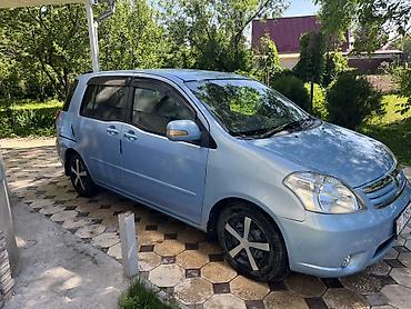 китайский танк: Toyota Raum: 2003 г., 1.5 л, Автомат, Минивэн — 2