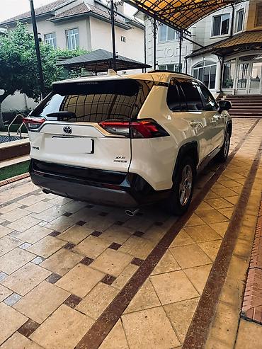 Toyota: Toyota RAV4: 2019 г., 2.5 л, Вариатор, Гибрид, Кроссовер — 5