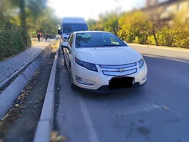 Chevrolet Volt: 2012 г., 1.4 л, Вариатор, Гибрид, Лифтбек
