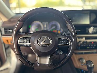 Lexus: Lexus ES: 2017 г., 2.5 л, Вариатор, Гибрид, Седан — 15