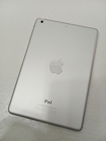 Планшеты: Планшет, Apple, память 16 ГБ, 7" - 8", Wi-Fi, Б/у, Классический цвет - Серебристый — 1