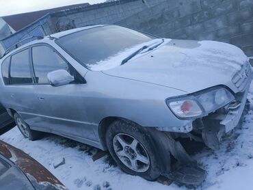 машина 06: Toyota Ipsum: 1996 г., 2 л, Автомат, Бензин, Универсал