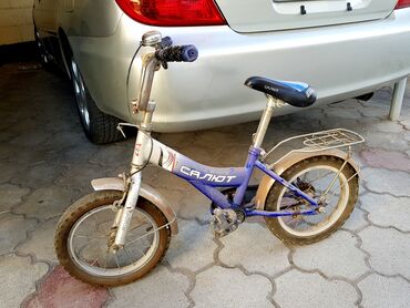 детски велик: Продаётся детский велосипед, до 6 лет. В хорошем, полностью рабочем
