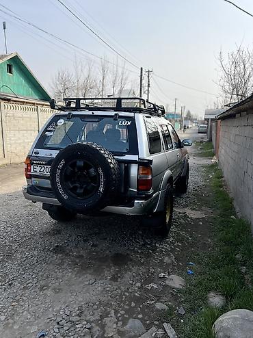 Транспорт: Nissan Terrano: 1998 г., 3.3 л, Автомат, Газ, Внедорожник — 2