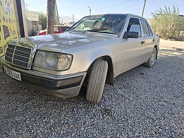аварийный мерс: Mercedes-Benz W124: 1992 г., 2.3 л, Механика, Бензин, Седан — 6