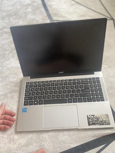 iphone 17 pro mac: Acer Chromebook — тонкий серебристый ноутбук с экраном около 14–15" — 2