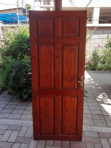 мир двери: Деревянная дверь - 3000 сом