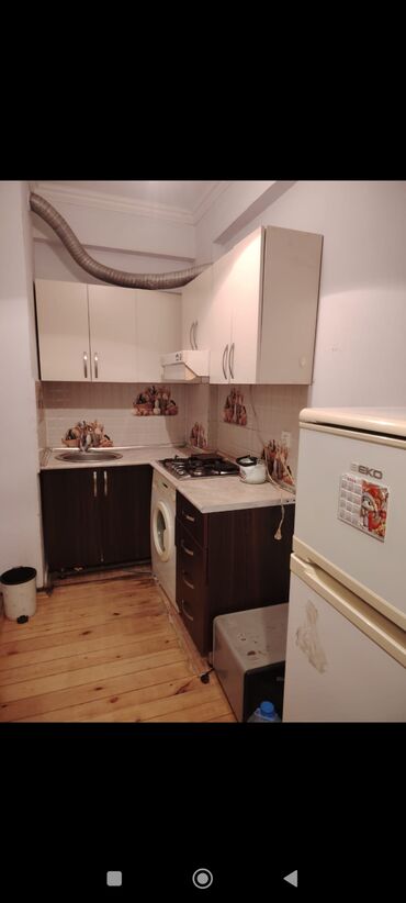 Uzunmüddətli kirayə mənzillər: Xırdalanda yol qırağı 2 otaqlı əşyalı ev kirayə verilir 3 mərtəbə — 7