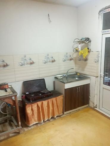 Həyət evləri və villaların satışı: 2 otaqlı, 2 kv. m, Orta təmir — 7