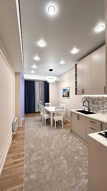 Продажа квартир: 2 комнаты, 82 м², ул. Ахунбаева / Чапаева Элитка, 3 этаж, Дизайнерский ремонт — 23