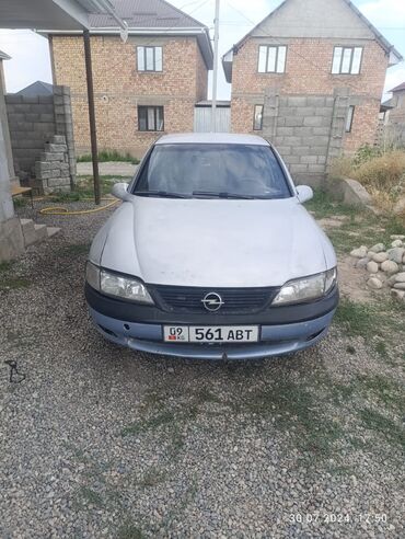 вектро: Opel Vectra: 1999 г., 1.6 л, Автомат, Бензин, Седан