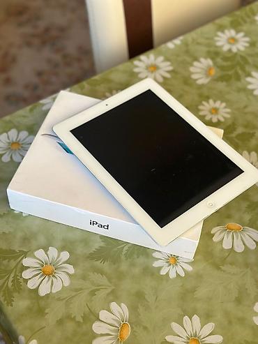 ipad 10 nəsil: Apple iPad planşet Model:90azn. iPad (ağ ön çərçivə, alüminium arxa — 1