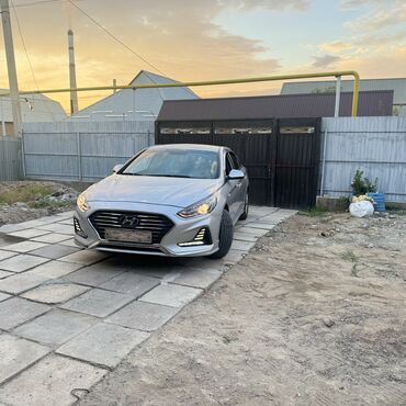 автомобиль седан: Hyundai Sonata: 2019 г., 2 л, Автоматтык, Газ, Седан