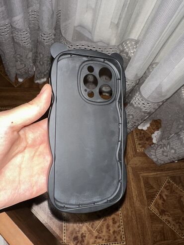 Другие комплектующие: Два чехла на iPhone 14pro