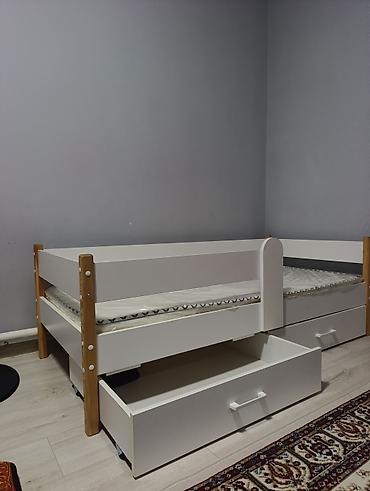 bunk bed: Детская кровать с бортиками и выдвижными ящиками - Размер спального — 2